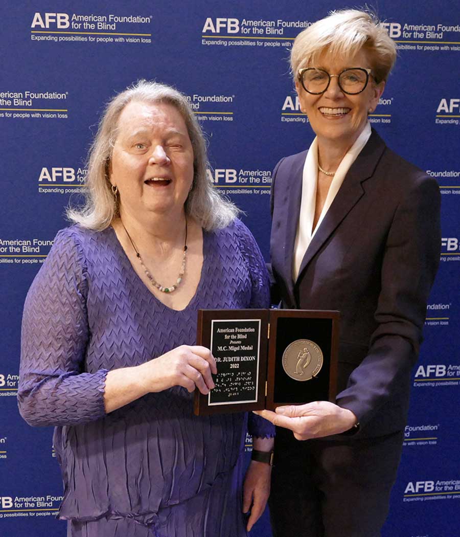 Photo of Judy and Debbie Dennis, Chair of AFB's Board of Directors